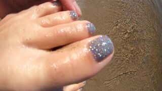 Anal plug in the ass and a beautiful pedicure - porn video